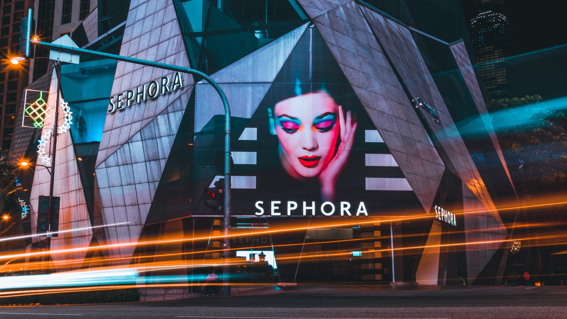 VIRTU is participating in the project for launching SEPHORA stores in  Russia. -/- VIRTU