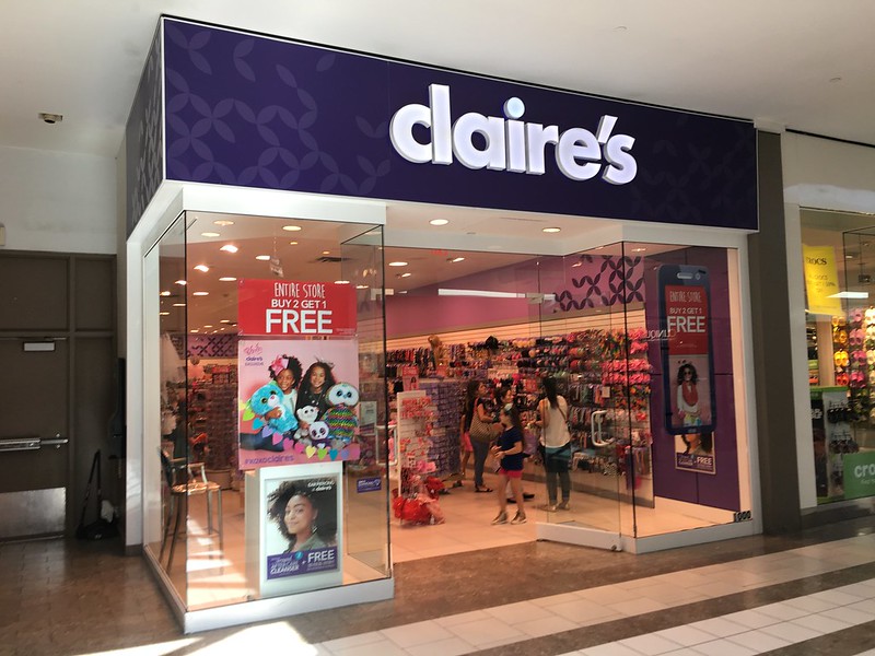 Claire's Opens Its Eighth Paris Store - Shop! Association